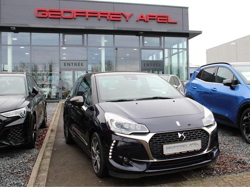 Blau Gebraucht 2017 DS Automobiles DS3 Limousine | 15.900 € (Etwas zu teuer) - Bild 1/4
