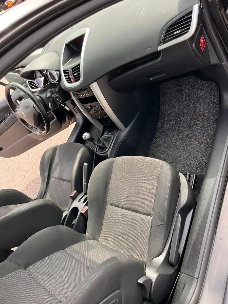 Gebraucht Peugeot 207 120 PS (88 kW) 2009 Coupé