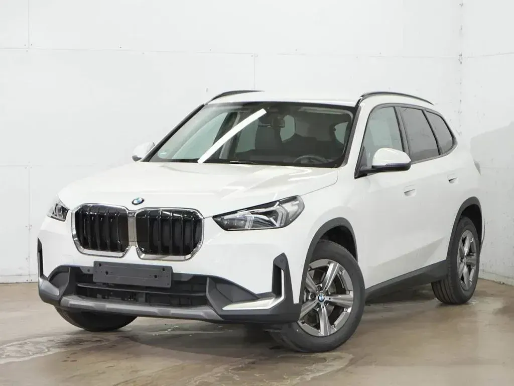 Gebraucht BMW X1 Sport Line 156 PS (114 kW) 2025 Weiß SUV