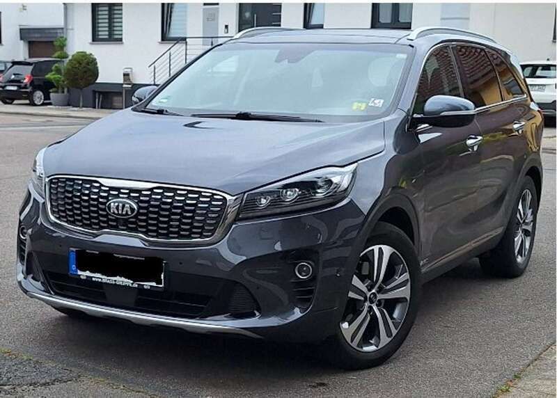 Schwarz Gebraucht 2019 Kia Sorento Platinum Edition SUV | 23.700 € (Guter Preis) - Bild 1/4