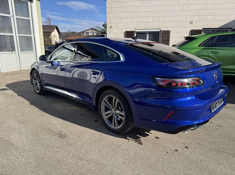 Gebraucht VW Arteon R 320 PS (235 kW) 2023 Blau Kleinwagen