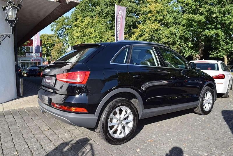 Gebraucht Audi Q3 Design 150 PS (110 kW) 2018 Brillantschwarz SUV
