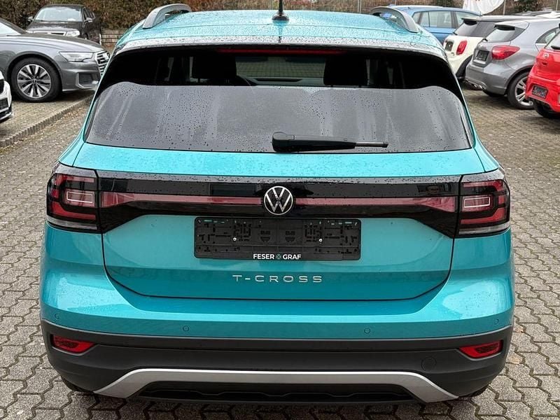 Gebraucht VW T-Cross Active 110 PS (80 kW) 2023 Blau SUV
