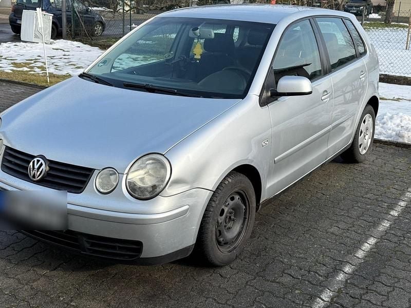 Gebraucht VW Polo 75 PS (55 kW) 2004 Silber Kleinwagen