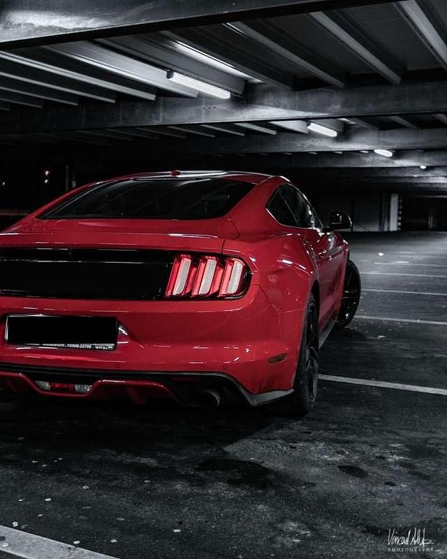 Gebraucht Ford Mustang Fastback 317 PS (233 kW) 2018 Rot Coupé