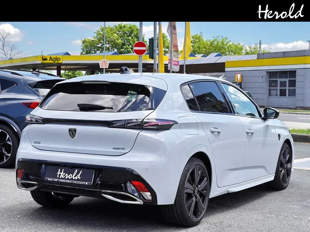 Neu Peugeot 308 GT 150 PS (110 kW) 2025 Weiß Limousine