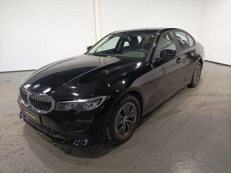 Gebraucht BMW 320 184 PS (135 kW) 2020 Schwarz Limousine
