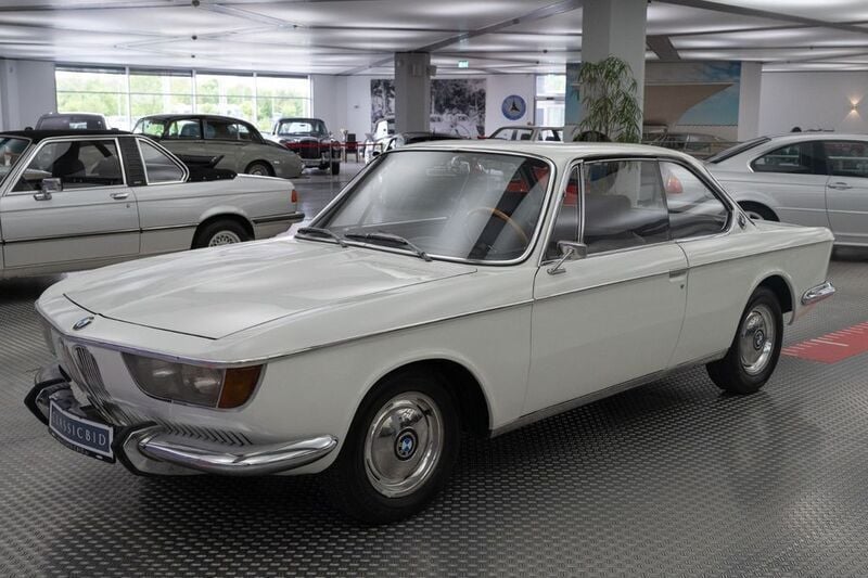 Weiß Gebraucht 1966 BMW 2000C/CS Coupé | 22.600 € - Bild 1/4