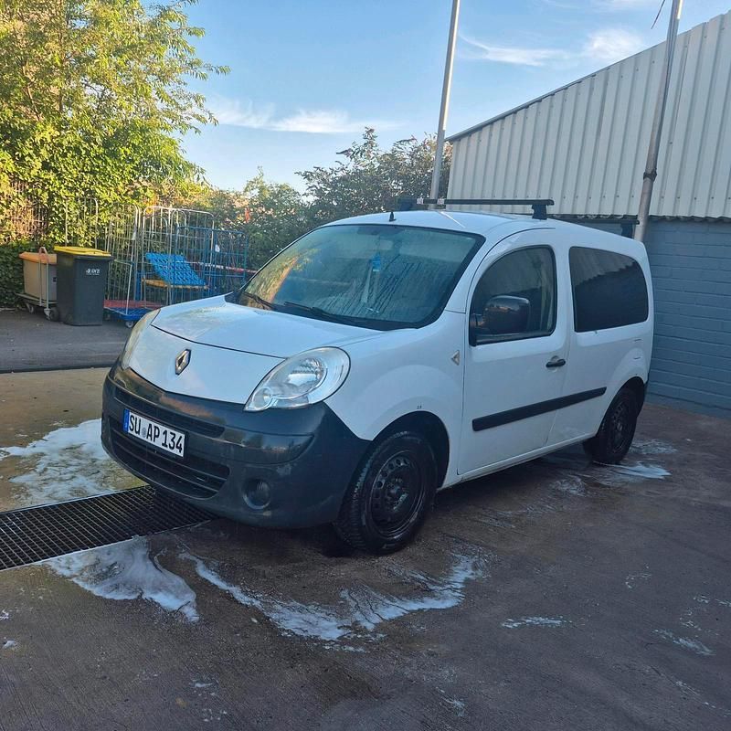 Weiß Gebraucht 2010 Renault Kangoo Van / Kleinbus | 2.950 € - Bild 1/4