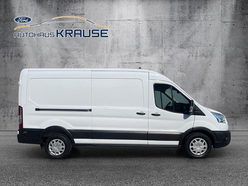 Gebraucht Ford Transit Trend 131 PS (96 kW) 2022 Frostweiß Van