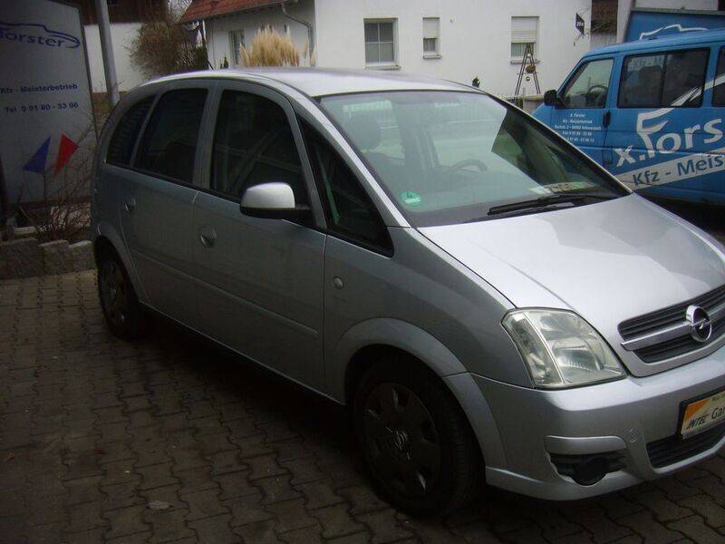 Gebraucht Opel Meriva 101 PS (74 kW) 2006 Silber Van / Kleinbus