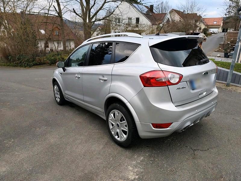 Gebraucht Ford Kuga Individual 136 PS (100 kW) 2012 Silber SUV