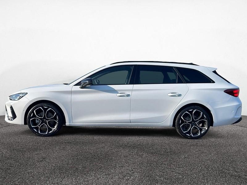 Gebraucht Cupra Leon 204 PS (150 kW) 2025 Nevada weiß Limousine