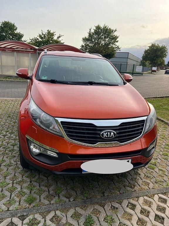 Orange Gebraucht 2013 Kia Sportage DREAM-TEAM Edition SUV | 9.000 € (Guter Preis) - Bild 1/4