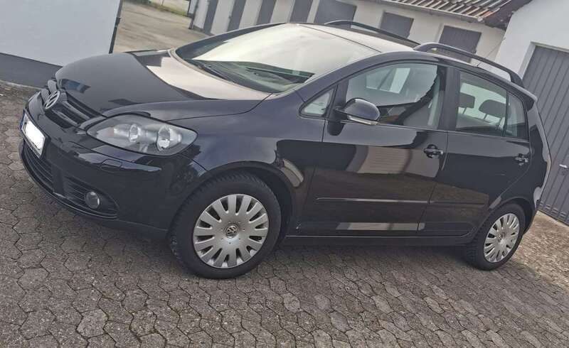 Schwarz Gebraucht 2007 VW Golf Plus Cross Edition Van / Kleinbus | 3.300 € (Etwas zu teuer) - Bild 1/3