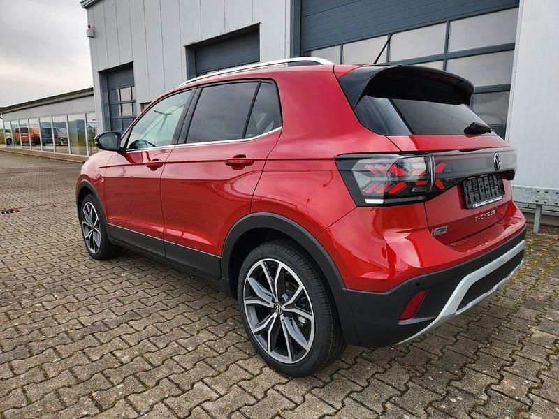 Neu VW T-Cross Style 150 PS (110 kW) 2025 Rot SUV