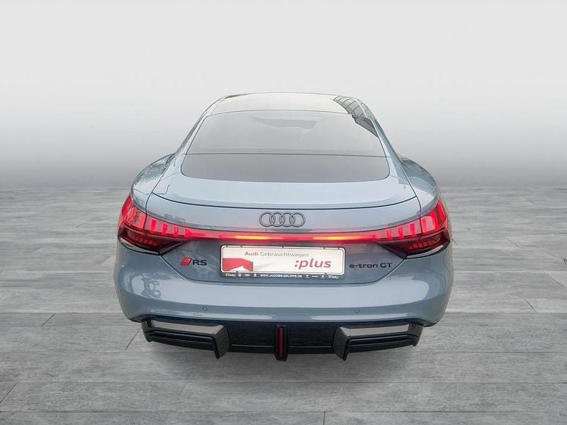 Second-hand Audi e-tron GT quattro Ambiente 570 kW (775 CP) 2025 Gri Berlinǎ