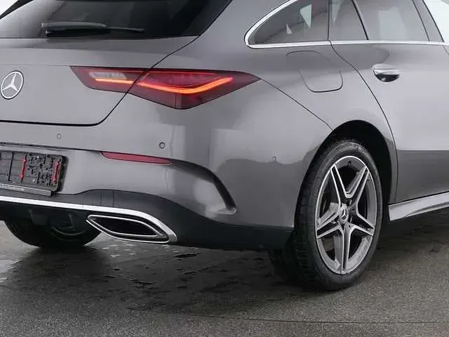 Gebraucht Mercedes CLA250e AMG 218 PS (160 kW) 2025 Grau Coupé