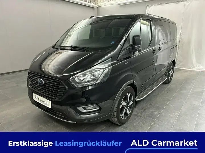 Schwarz Gebraucht 2022 Ford Tourneo Custom Active Van / Kleinbus | 40.980 € (Teuer) - Bild 1/4