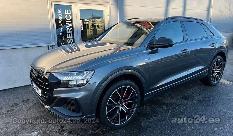 Grau Gebraucht 2019 Audi Q8 S-Line SUV | 39.270 € (Superpreis) - Bild 1/4