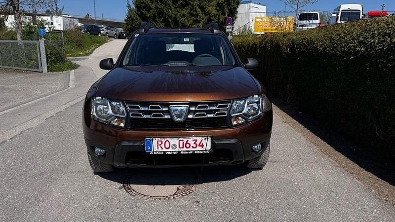 Second-hand Dacia Duster 109 CP (80 kW) 2014 Maro SUV