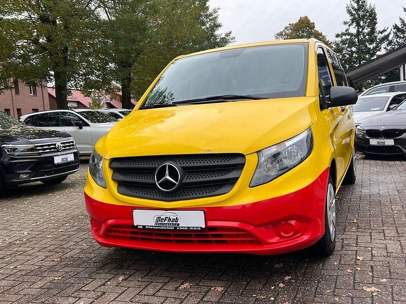 Grau Gebraucht 2020 Mercedes Vito Kombi | 16.900 € (Superpreis) - Bild 1/4