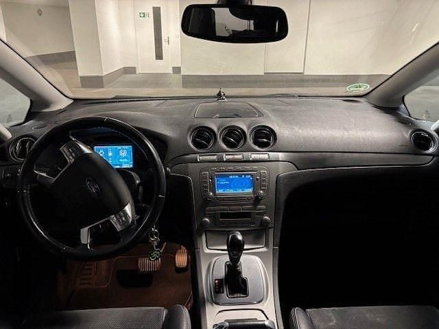 Gebraucht Ford S-MAX Titanium 160 PS (117 kW) 2008 Grau Van / Kleinbus