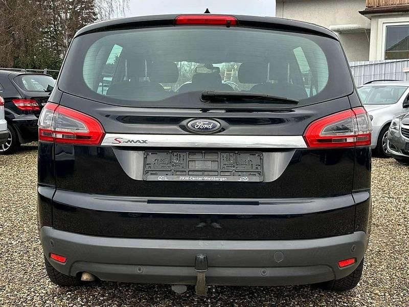 Gebraucht Ford S-MAX Titanium 140 PS (102 kW) 2013 Pantherschwarz metallic Van / Kleinbus