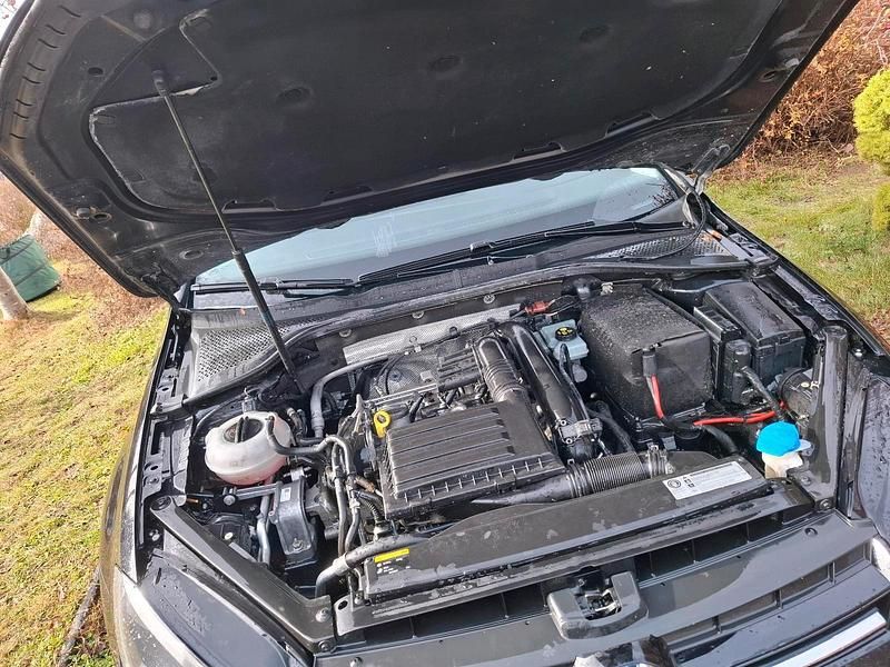 Gebraucht VW Golf VII 122 PS (89 kW) 2013 Schwarz Kombi