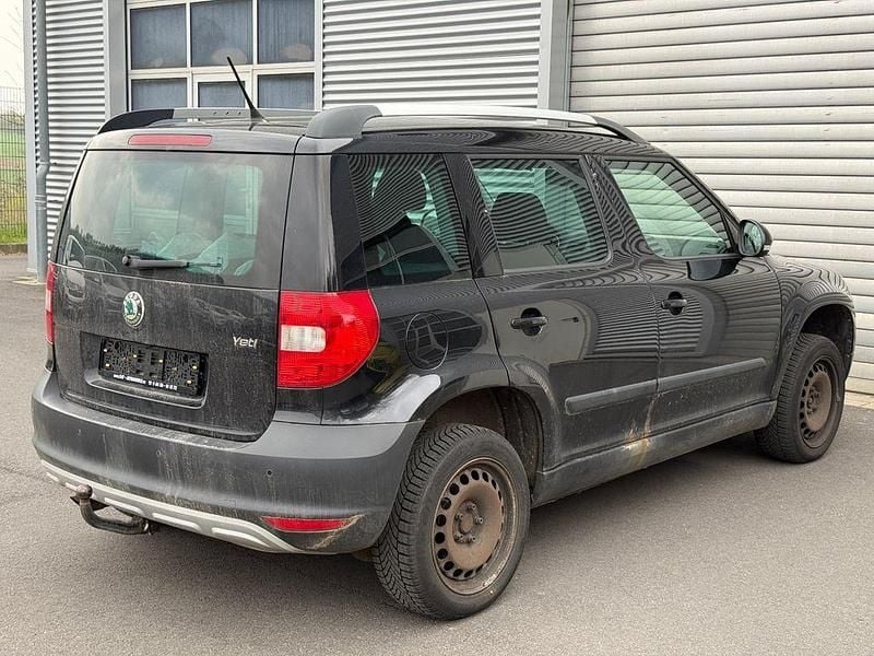 Gebraucht Skoda Yeti Plus Edition 105 PS (77 kW) 2011 Schwarz SUV