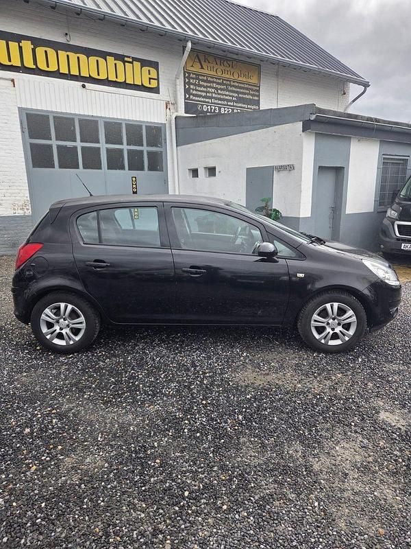 Gebraucht Opel Corsa 75 PS (55 kW) 2008 Schwarz Kleinwagen