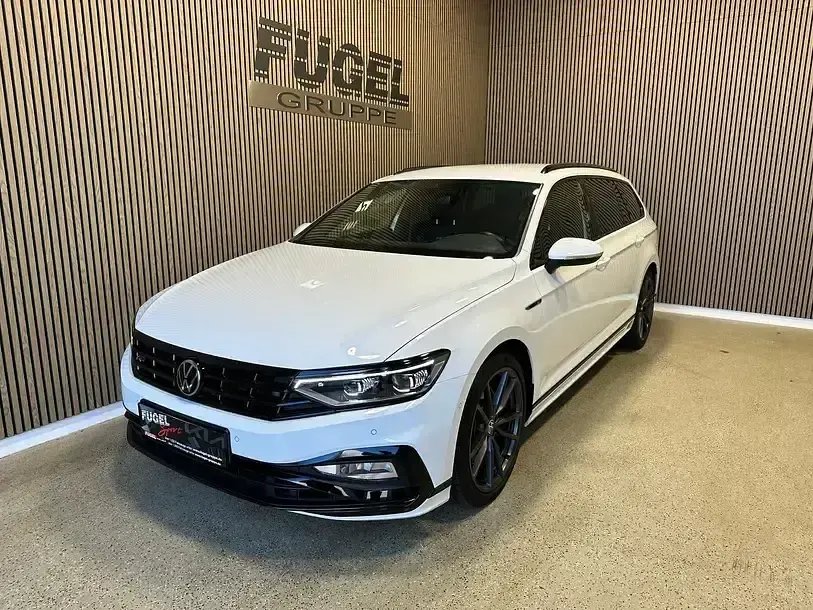 Gebraucht VW Passat R-line 272 PS (200 kW) 2020 Pure white Kombi
