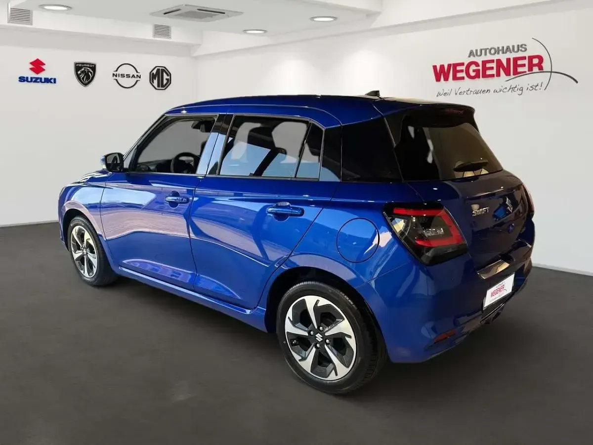 Neu Suzuki Swift Comfort+ 83 PS (61 kW) 2026 Frontier blue pearl Kleinwagen