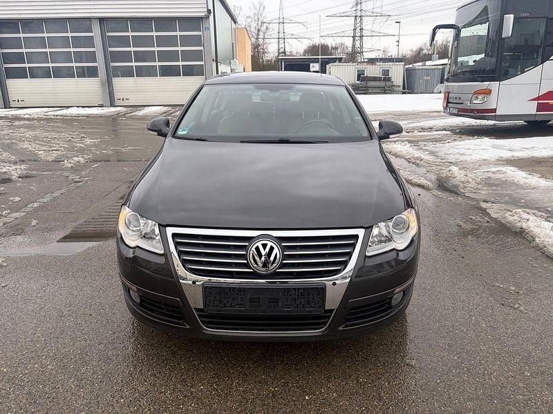 Gebraucht VW Passat Highline 150 PS (110 kW) 2005 Braun Limousine