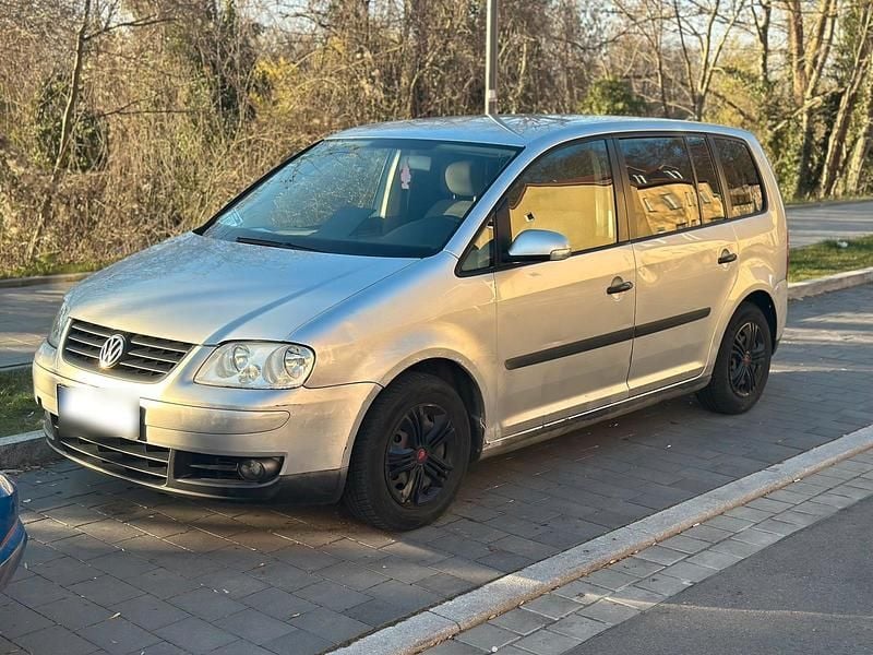 Gebraucht VW Touran 105 PS (77 kW) 2005 Silber Van / Kleinbus