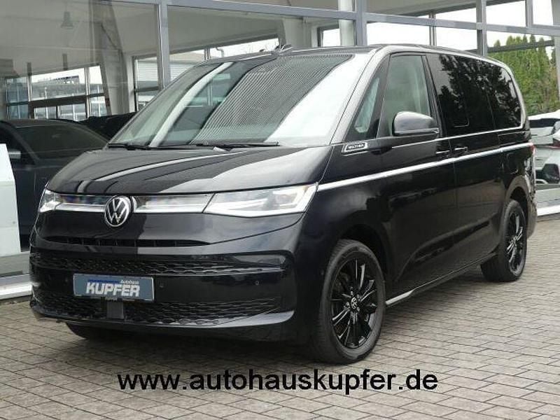 Second-hand VW Multivan Style 150 CP (110 kW) 2024 Negru Monovolum