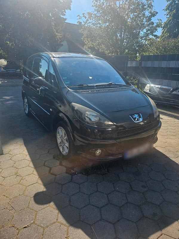 Schwarz Gebraucht 2006 Peugeot 1007 Kleinwagen | 2.200 € (Guter Preis) - Bild 1/4