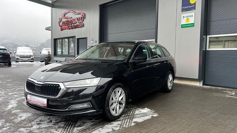 Schwarz Gebraucht 2021 Skoda Octavia Style Kombi | 19.690 € (Fairer Preis) - Bild 1/4
