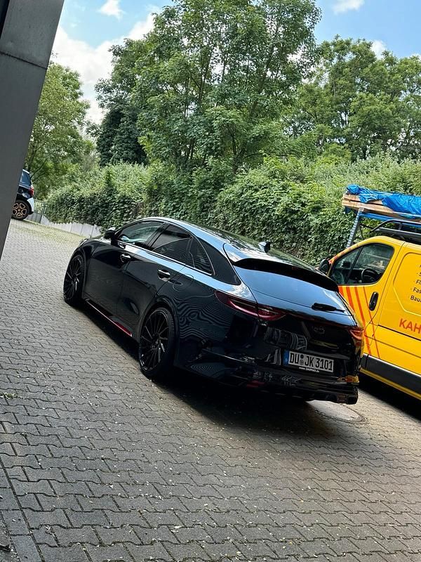 Gebraucht Kia ProCeed GT 204 PS (150 kW) 2021 Schwarz Kombi