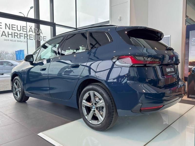 Neu BMW 216 Luxury Line 122 PS (89 kW) 2026 Blau Kombi