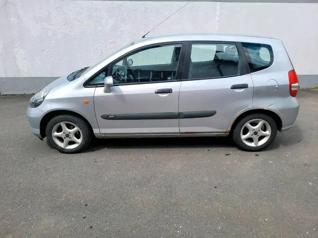 Occasion Honda Jazz 83 ch (61 kW) 2002 Argent Citadine