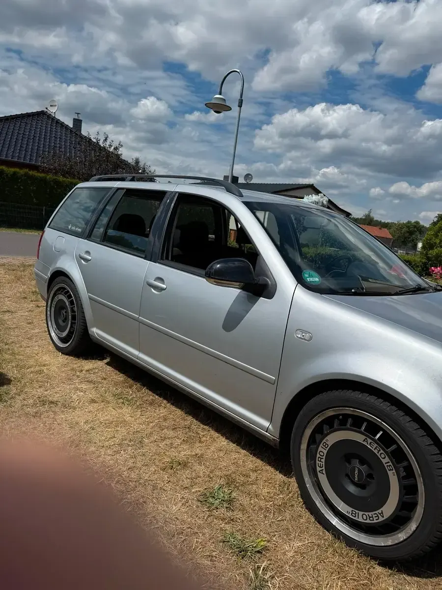 Gebraucht VW Golf IV 131 PS (96 kW) 2005 Silber Kombi
