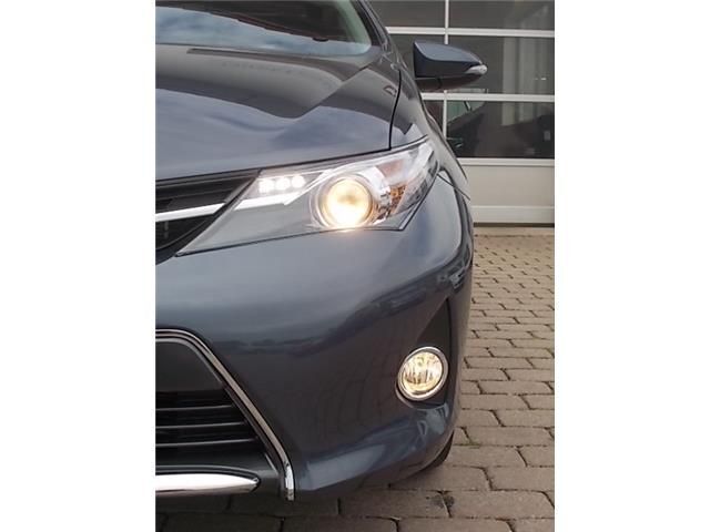 Gebraucht Toyota Auris 99 PS (72 kW) 2014 Blau metallic Limousine