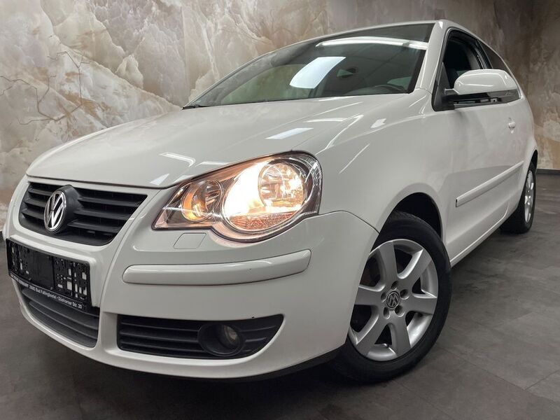 Weiß Gebraucht 2009 VW Polo United Kleinwagen | 2.490 € (Fairer Preis) - Bild 1/4