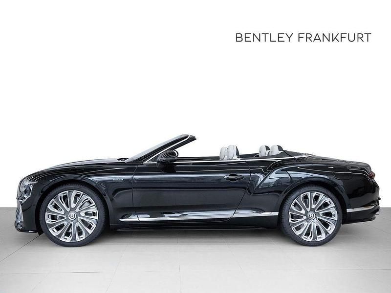 Neu Bentley Continental Mulliner 782 PS (575 kW) 2025 Midnight emerald (dunkelgrün) Cabrio