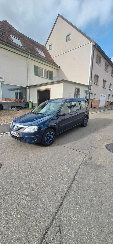 Blau Gebraucht 2009 Dacia Logan Kombi | 1.250 € (Fairer Preis) - Bild 1/4