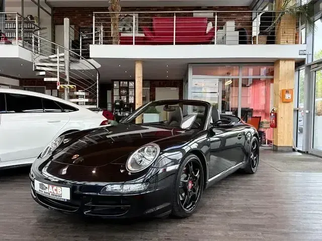 Begagnad Porsche 911 Carrera S 357 HK (262 kW) 2006 Cab