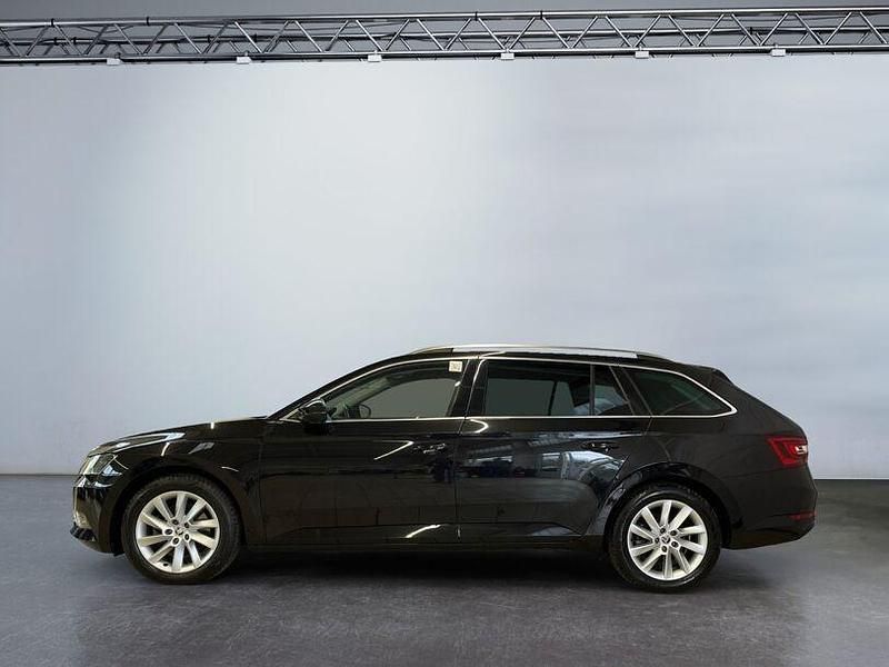 Gebraucht Skoda Superb Style 150 PS (110 kW) 2019 Schwarz Kombi