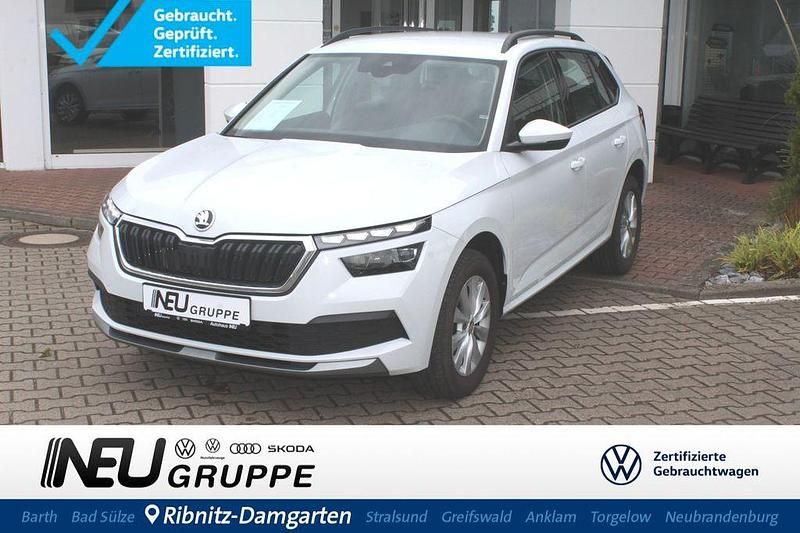 Weiß Gebraucht 2022 Skoda Kamiq Ambition SUV | 19.979 € (Guter Preis) - Bild 1/4