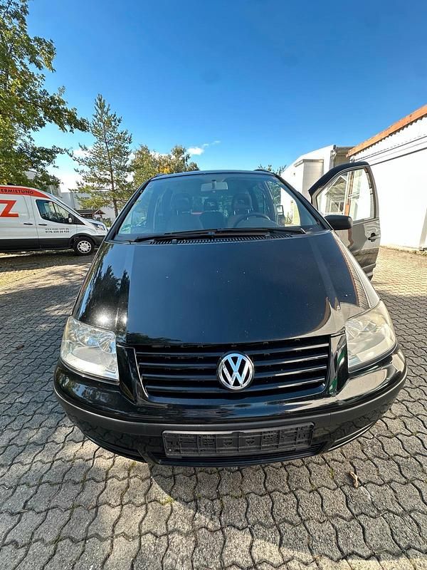 Schwarz Gebraucht 2003 VW Sharan Van / Kleinbus | 1.600 € (Guter Preis) - Bild 1/4